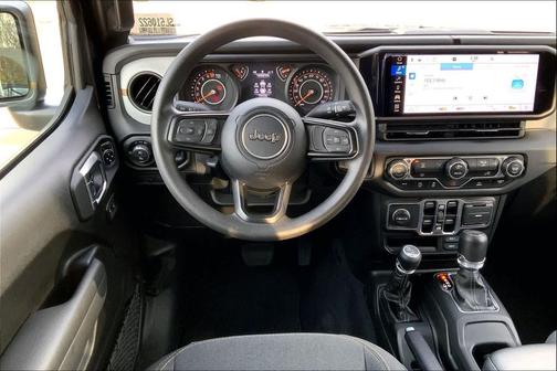 2025 Jeep Gladiator Nighthawk