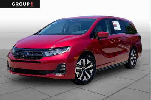 Radiant Red Metallic II 2025 Honda Odyssey EX-L