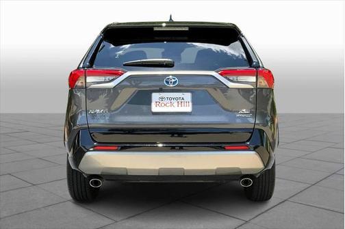 2023 Toyota RAV4 Hybrid SE