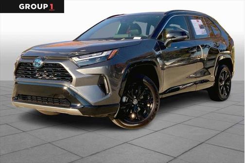 2023 Toyota RAV4 Hybrid SE