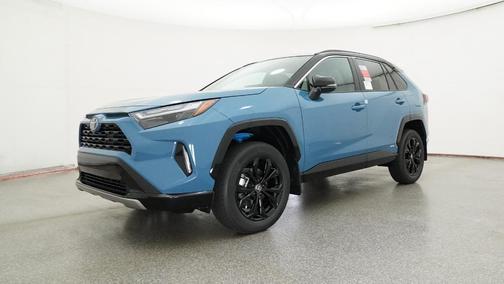 2025 Toyota RAV4 Hybrid SE