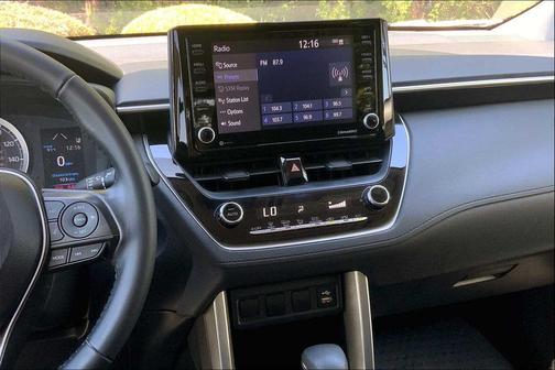 2022 Toyota Corolla Cross LE