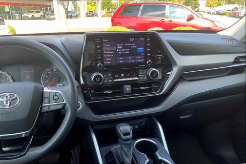2020 Toyota Highlander L