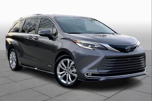 2021 Toyota Sienna Platinum