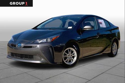 2022 Toyota Prius LE