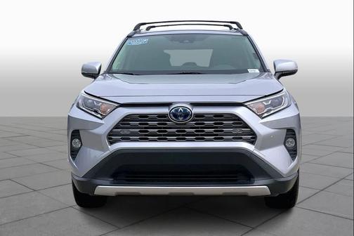 2020 Toyota RAV4 Hybrid SE