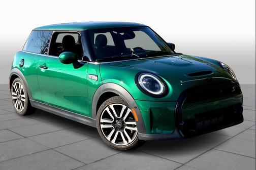 British Racing Green IV Metallic 2024 MINI Hardtop Cooper S