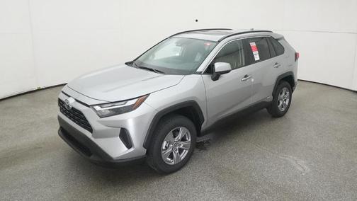 2025 Toyota RAV4 Hybrid XLE
