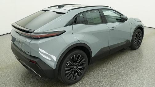 Cement 2026 Toyota C-HR XSE