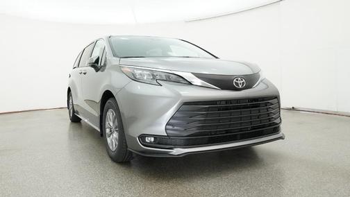 Heavy Metal 2026 Toyota Sienna XLE