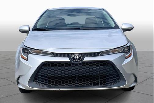 Classic Silver Metallic 2021 Toyota Corolla LE
