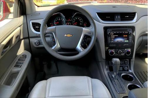 2017 Chevrolet Traverse 2LT