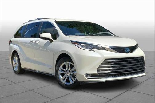 2021 Toyota Sienna Limited 7-Passenger
