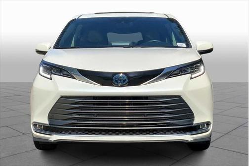2021 Toyota Sienna Limited 7-Passenger