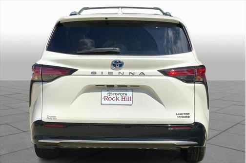 2021 Toyota Sienna Limited 7-Passenger