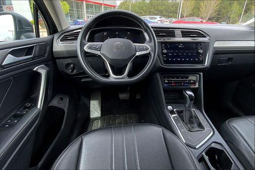 2024 Volkswagen Tiguan 2.0T SE