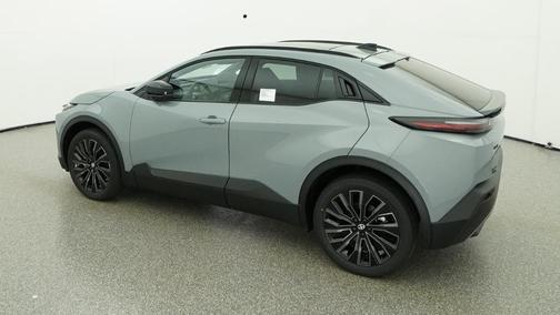 Cement 2026 Toyota C-HR XSE