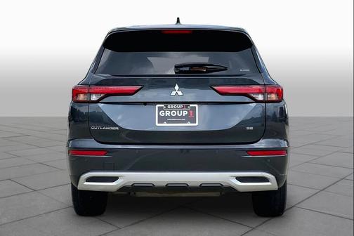 Graphite Gray 2024 Mitsubishi Outlander SE S-AWC