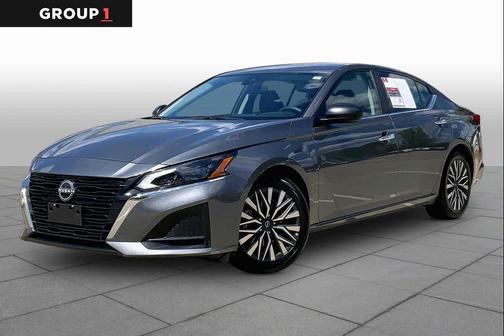 Gun Metallic 2024 Nissan Altima 2.5 SV