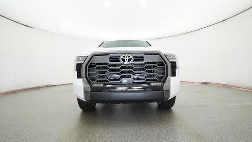 2026 Toyota Tundra Hybrid Platinum