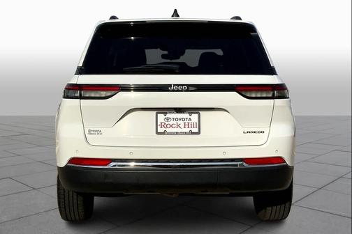 2023 Jeep Grand Cherokee Laredo