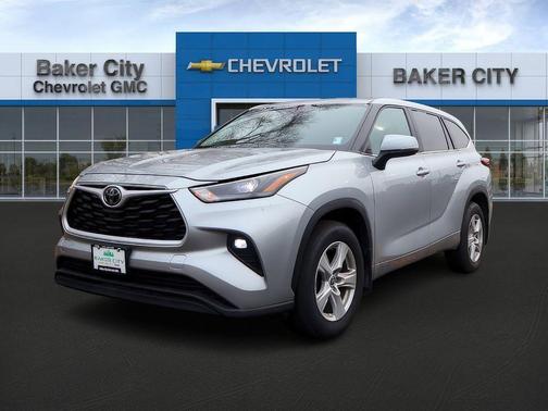 2024 Toyota Highlander LE