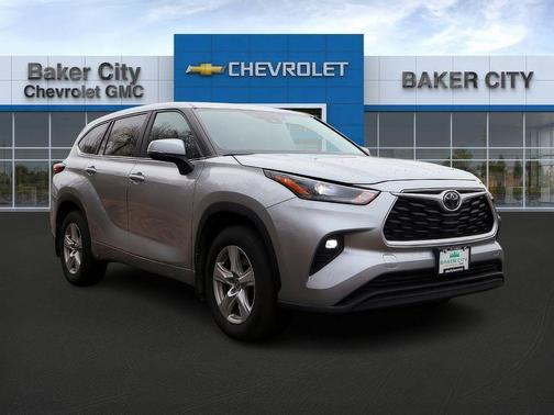 2024 Toyota Highlander LE