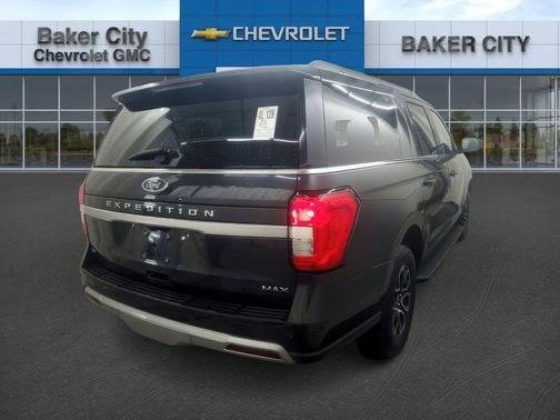 Dark Matter Gray Metallic 2024 Ford Expedition Max XLT