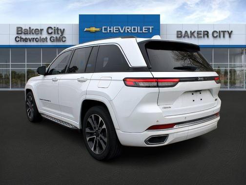 2022 Jeep Grand Cherokee Overland