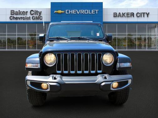 2023 Jeep Wrangler Sahara