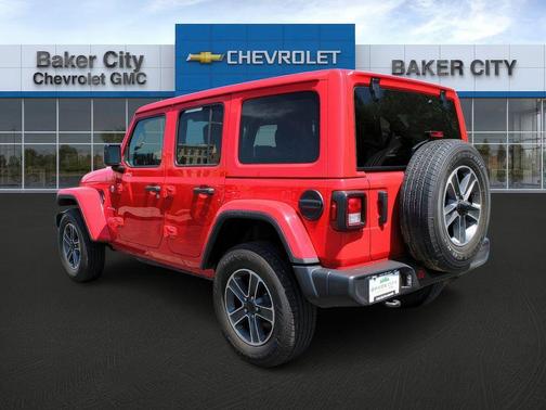 2023 Jeep Wrangler Sahara