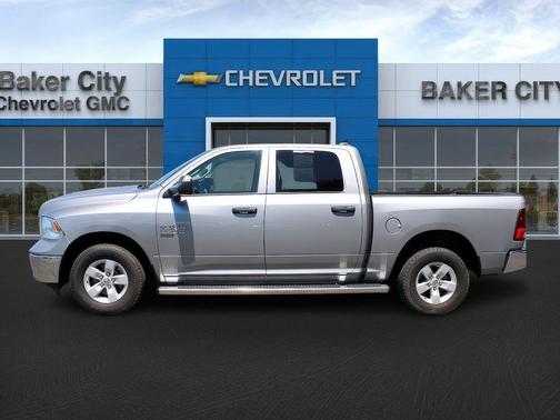 2022 RAM 1500 Classic SLT