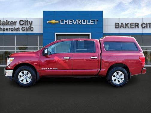 2019 Nissan Titan SV