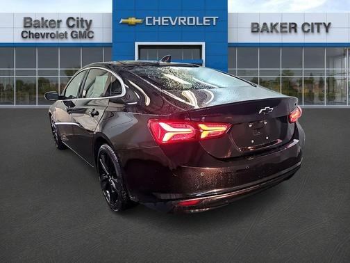 Mosaic Black Metallic 2024 Chevrolet Malibu LT