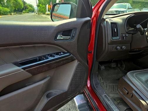 2021 GMC Canyon Denali