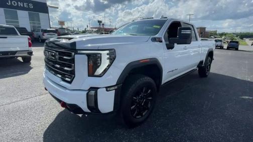 Summit White 2024 GMC Sierra 2500 AT4