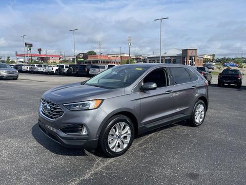 2021 Ford Edge Titanium