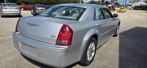 Silver 2006 Chrysler 300 Touring