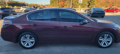 2010 Nissan Altima 3.5 SR
