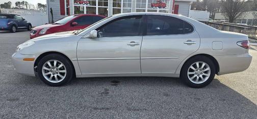 2004 Lexus ES 330 Base