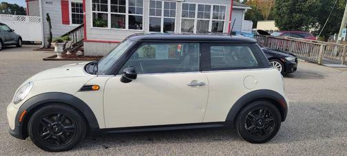 2013 MINI Hardtop Cooper