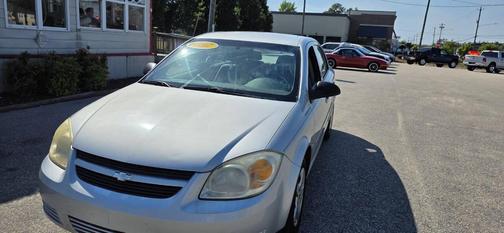 Silver 2007 Chevrolet Cobalt LS