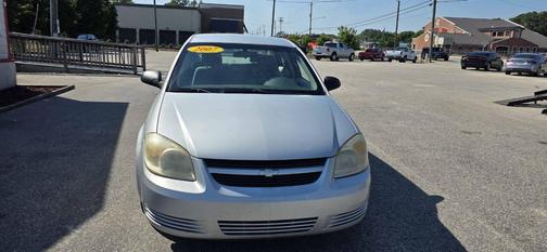 Silver 2007 Chevrolet Cobalt LS