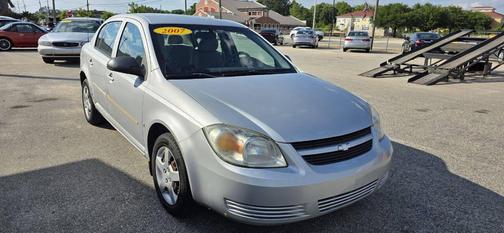 Silver 2007 Chevrolet Cobalt LS