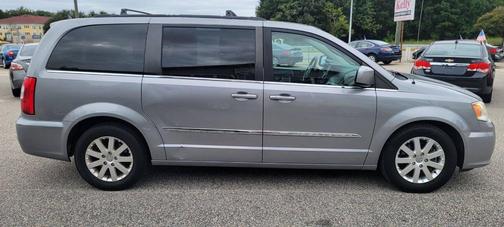 2013 Chrysler Town & Country Touring