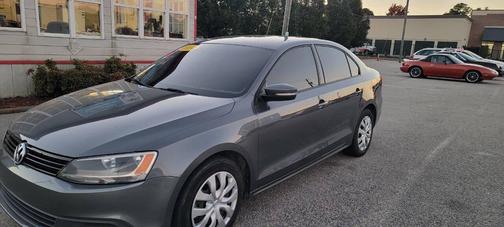 2014 Volkswagen Jetta Auto SE