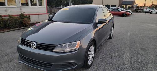 2014 Volkswagen Jetta Auto SE