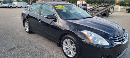 2010 Nissan Altima 3.5 SR