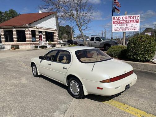 1996 INFINITI J30 Base 4dr Sedan