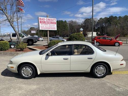 1996 INFINITI J30 Base 4dr Sedan